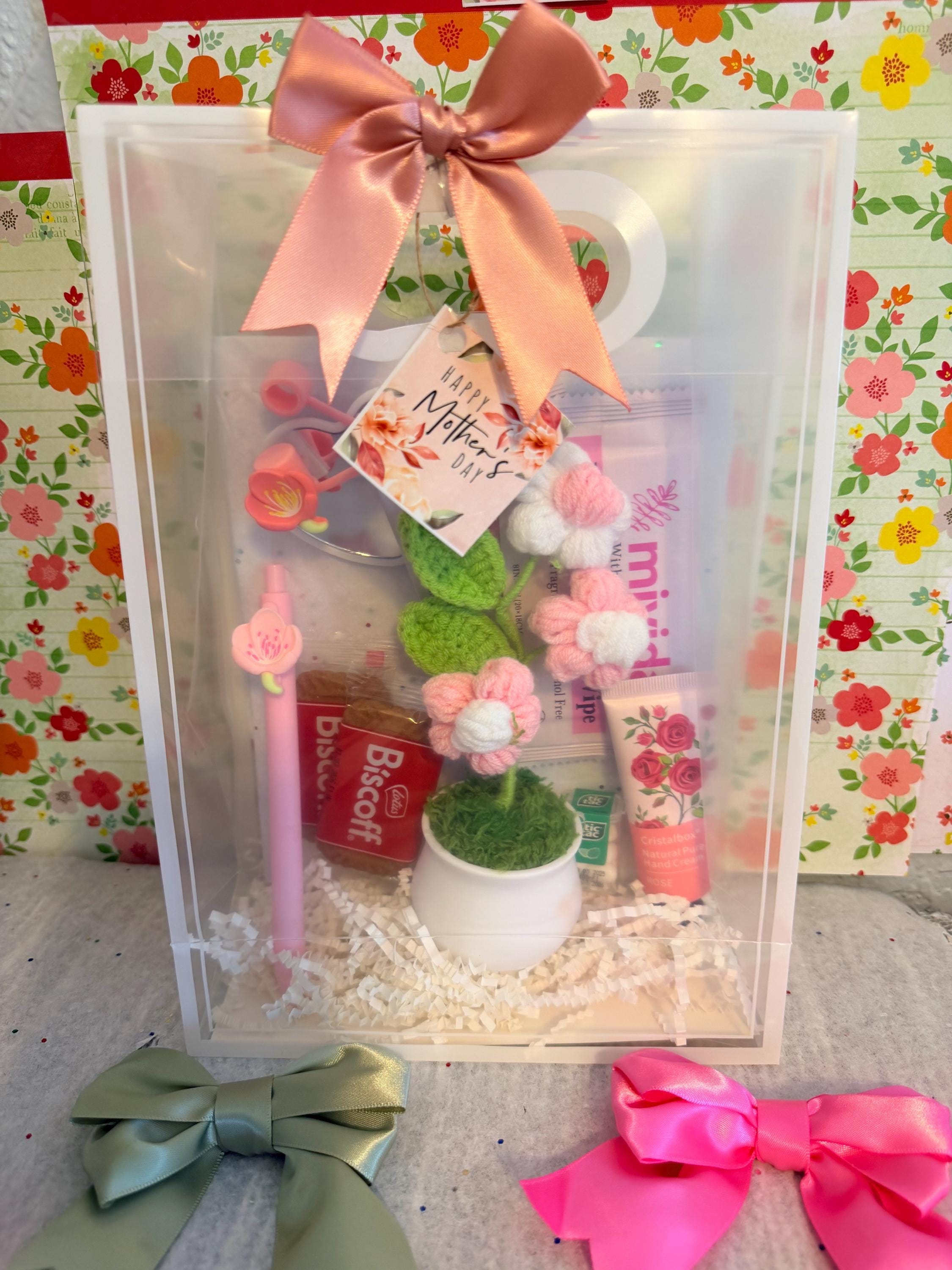 Crochet Flower Mother's Day Gift Bag | Pink Floral Self-Care Spa Tote