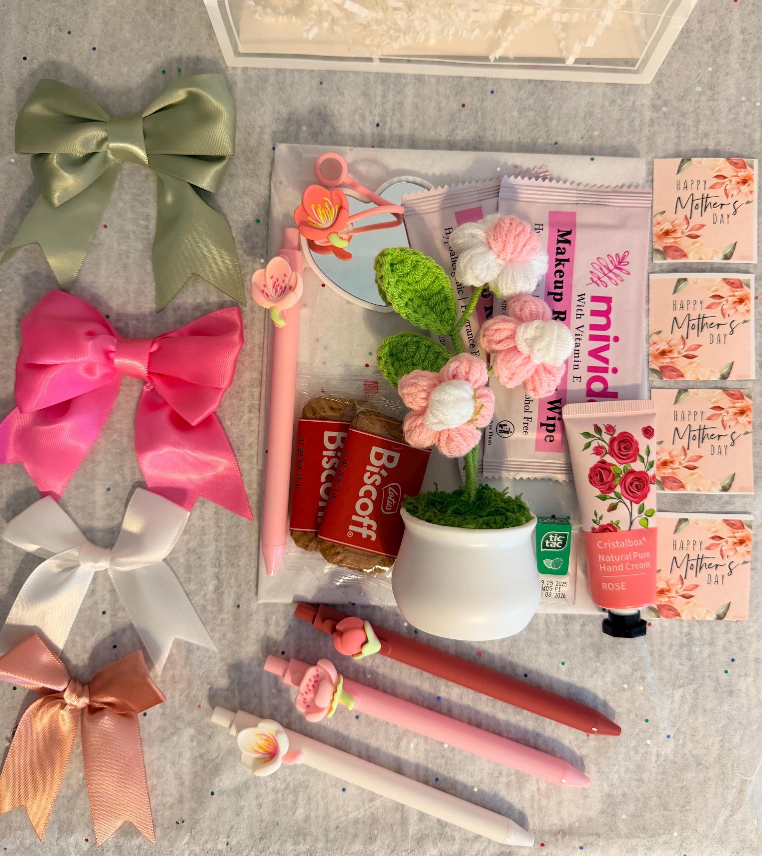 Crochet Flower Mother's Day Gift Bag | Pink Floral Self-Care Spa Tote