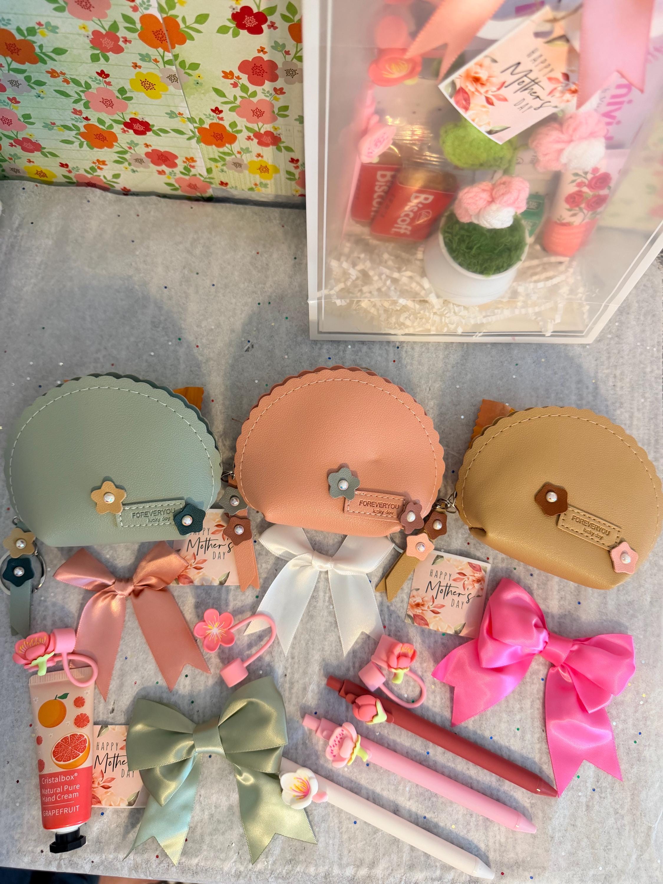 Crochet Flower Mother's Day Gift Bag | Pink Floral Self-Care Spa Tote