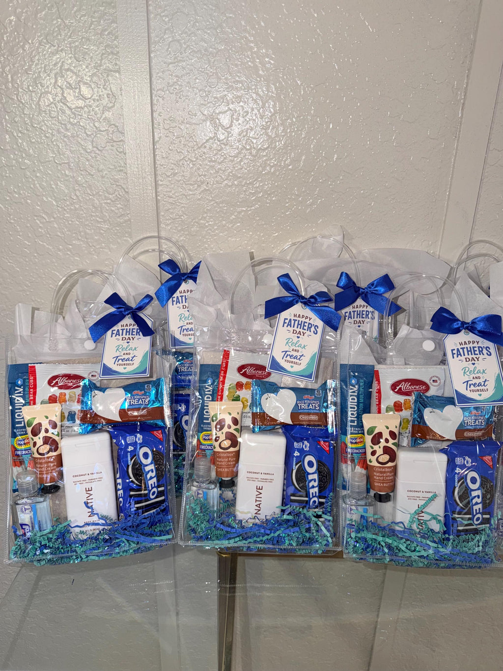 Father’s Day Gift Bag for Dad, Gift Bag for Husband and Grandpa, Snack and Self Care Gift Bag for Men, Last Minute Father’s Day Gift Bag
