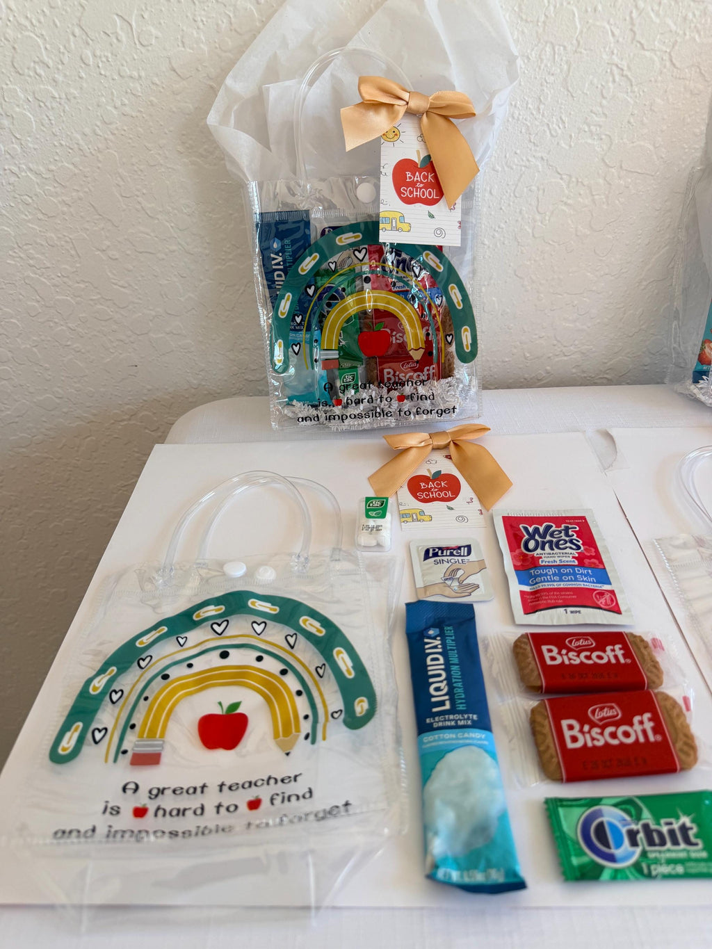 Teacher Mini Gift Bags, Bulk Teacher Gifts, Back to School Gifts, Staff Appreciation, Classroom Welcome, Meet the Teacher First Year Teacher