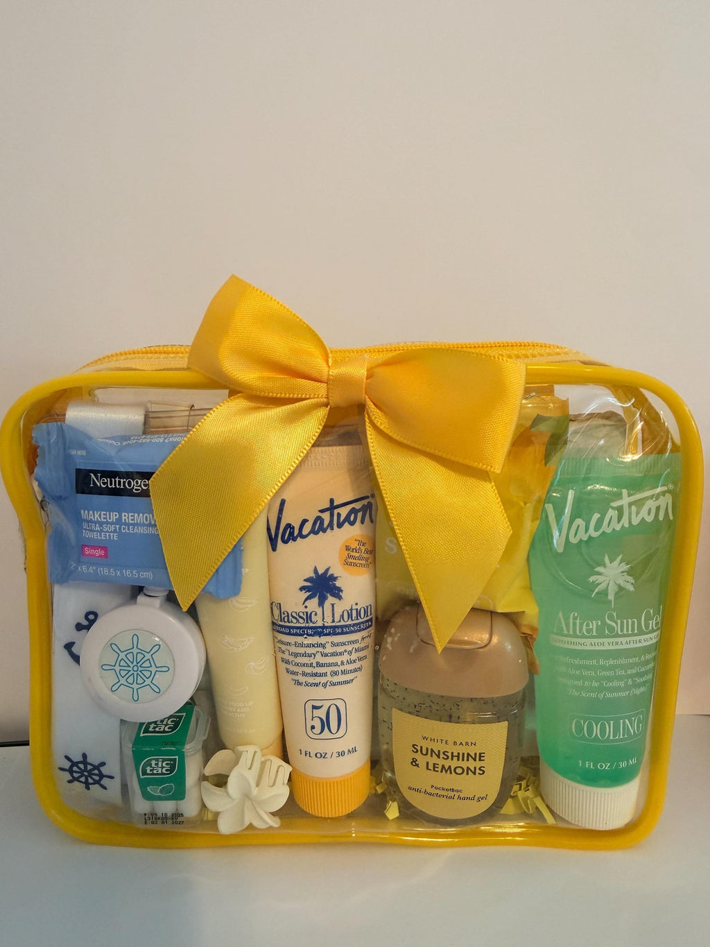 Yellow Cruise Gift Bag | Sunshine Cruise Collection | Bon Voyage & Vacation Gift