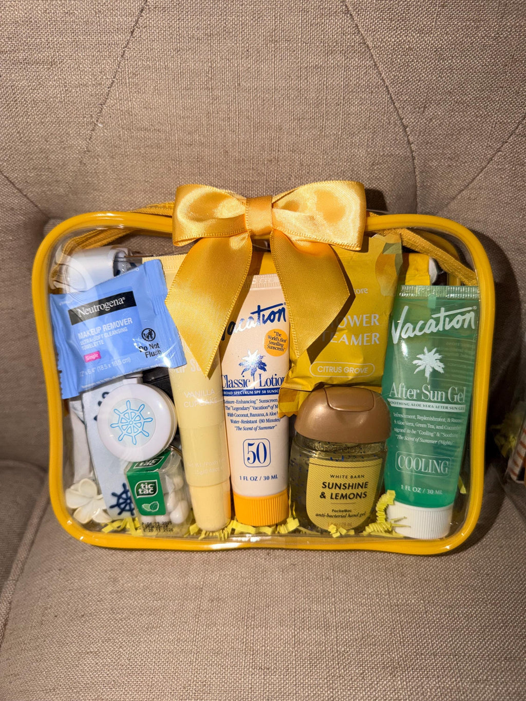 Yellow Cruise Gift Bag | Sunshine Cruise Collection | Bon Voyage & Vacation Gift