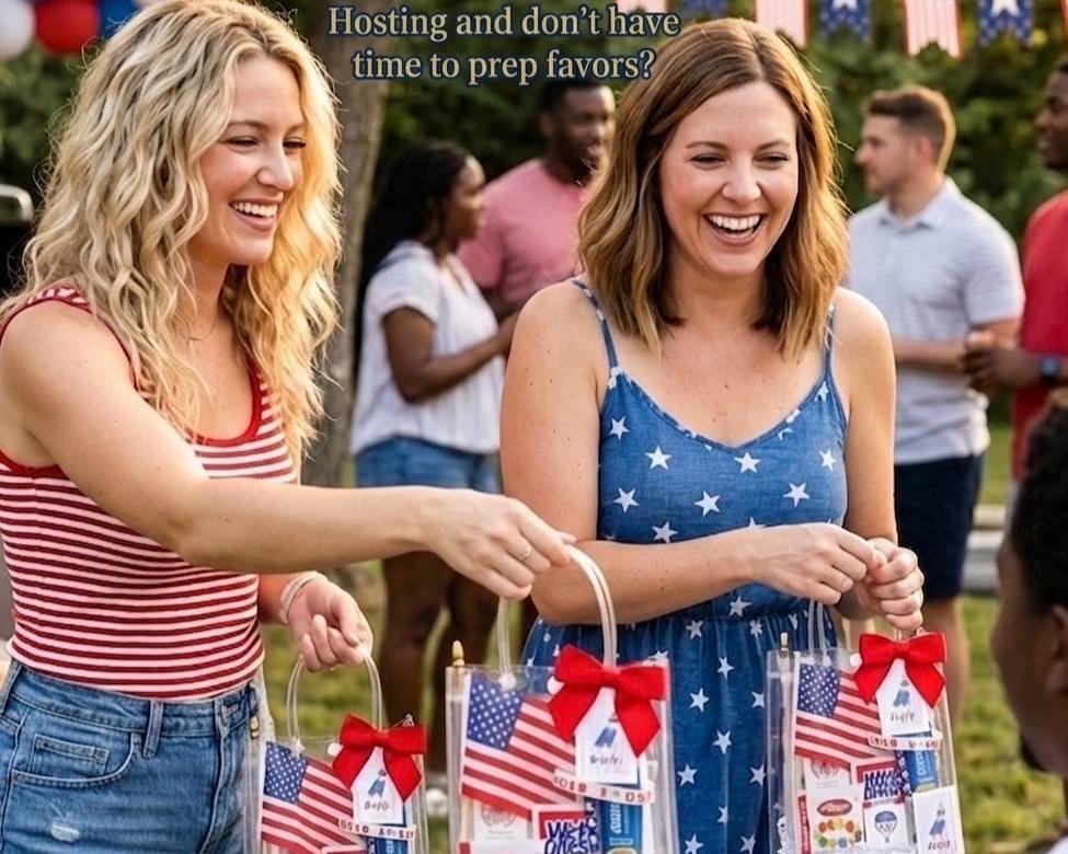 Patriotic Party Favor Bags (Set of 10) | Labor Day Goodie Bags for Guests | BBQ Cookout Summer Party Favors